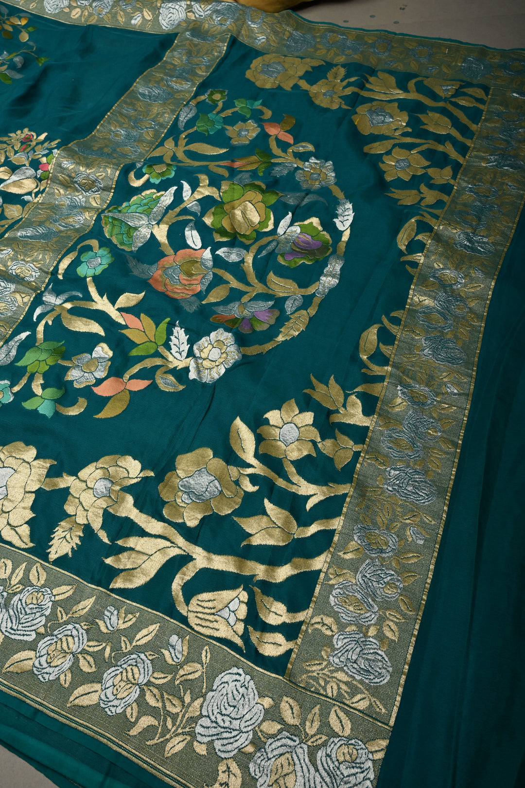 Rama Green Pure Silk Banarasi Georgette Saree with Meenakari Tree Of Life Brocade and Zari Border | SILK MARK CERTIFIED | SHOBITAM