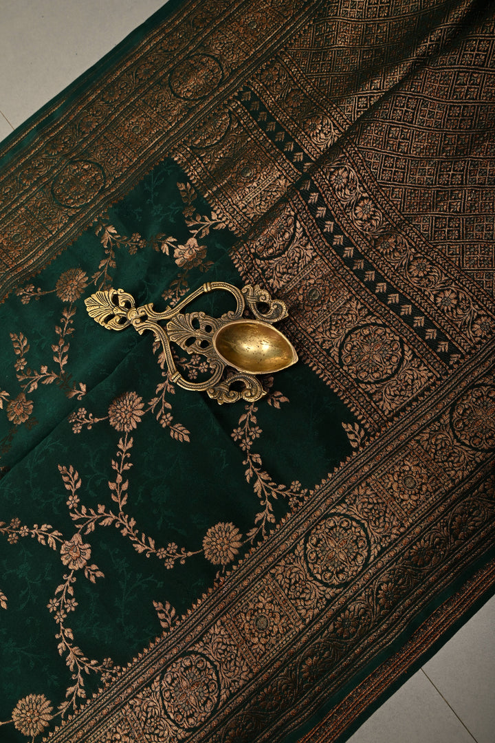 Hunter Green Mysore Silk Saree with Antique Zari-Self Floral Jaal and Zari Border in KSIC Grade Thickness | SILK MARK CERTIFIED | SHOBITAM