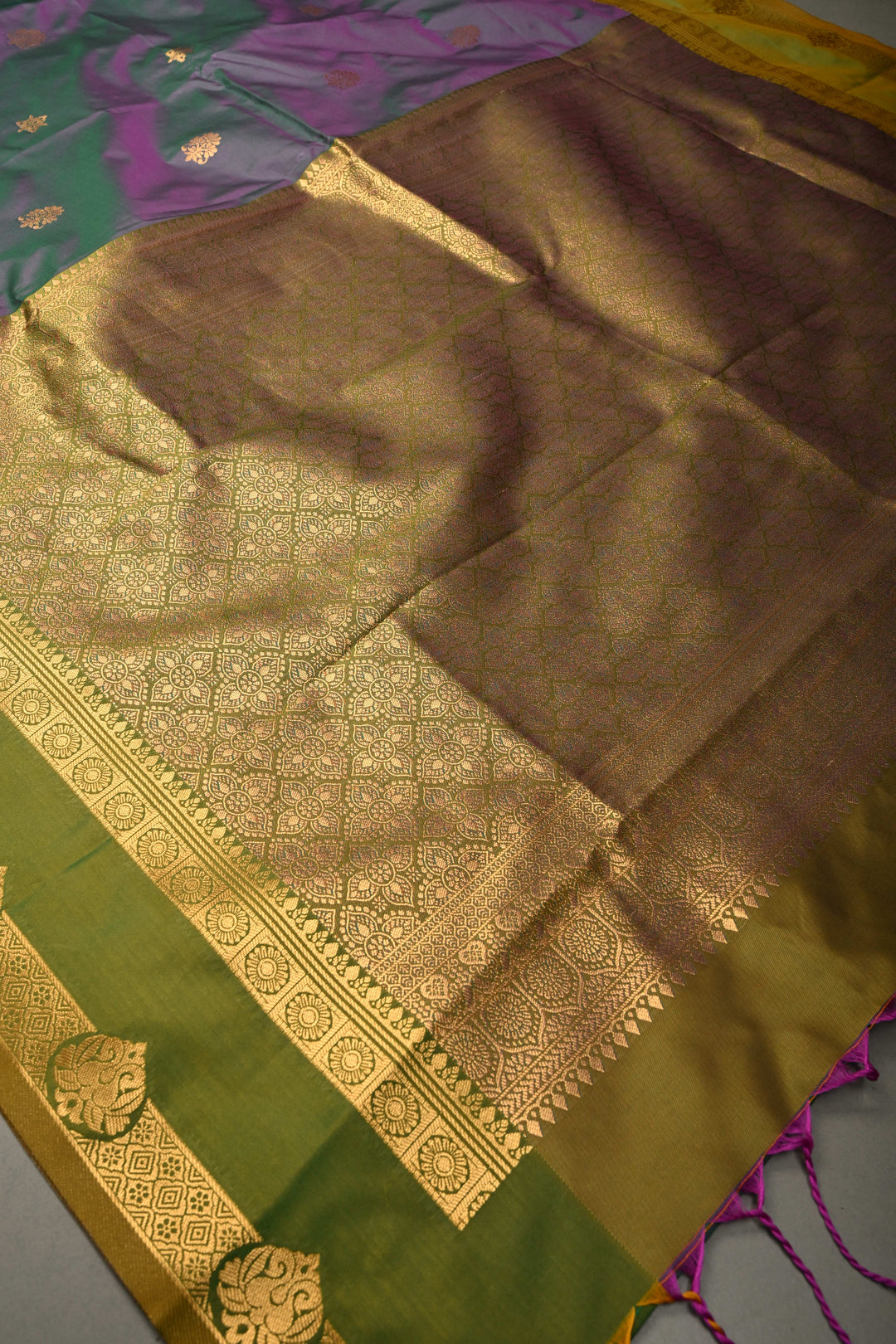 Pink-Green Dual Tone Kanchi Semi Silk Saree with Floral Zari Buttas and Zari Border | SHOBITAM