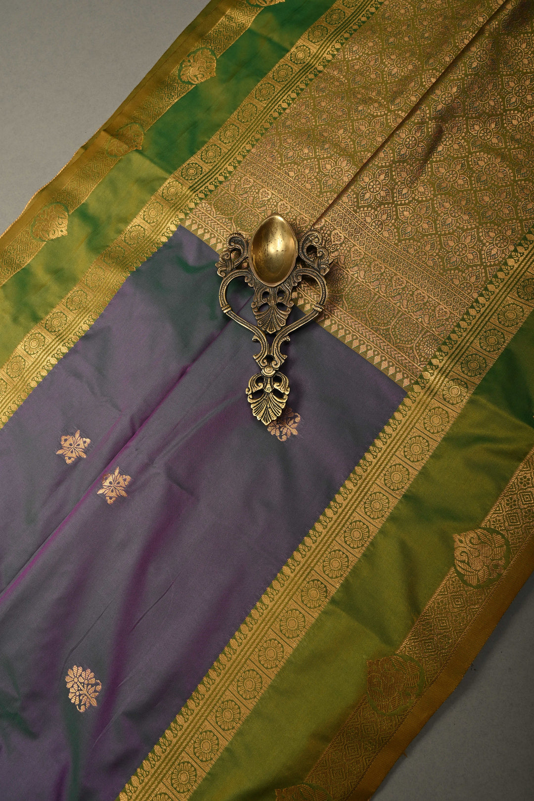 Pink-Green Dual Tone Kanchi Semi Silk Saree with Floral Zari Buttas and Zari Border | SHOBITAM