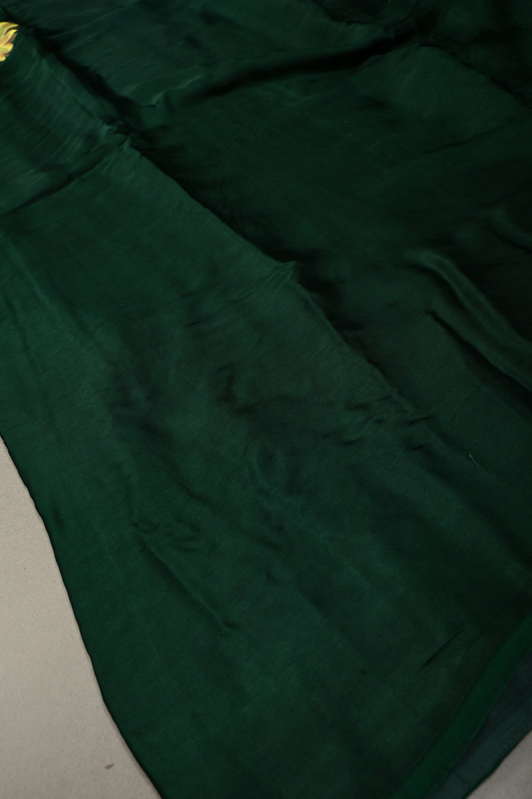 Bottle Green Modal Silk Saree with Blooming Daisy Flower Hand Painted and Lagda Patta Crushed Tissue Pallu | SHOBITAM