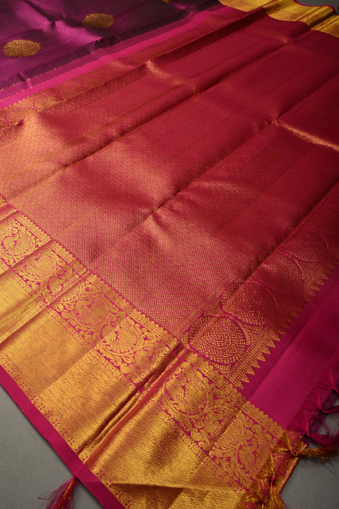 Magenta Dual Tone Self Brocade on Pure Kanjivaram Silk Handloom Saree with Damask Buttas and Zari Border| SILK MARK CERTIFIED | SHOBITAM