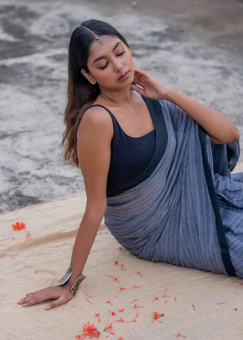Handloom Grey Pure Cotton Jamdani Saree with Black Border | SHOBITAM