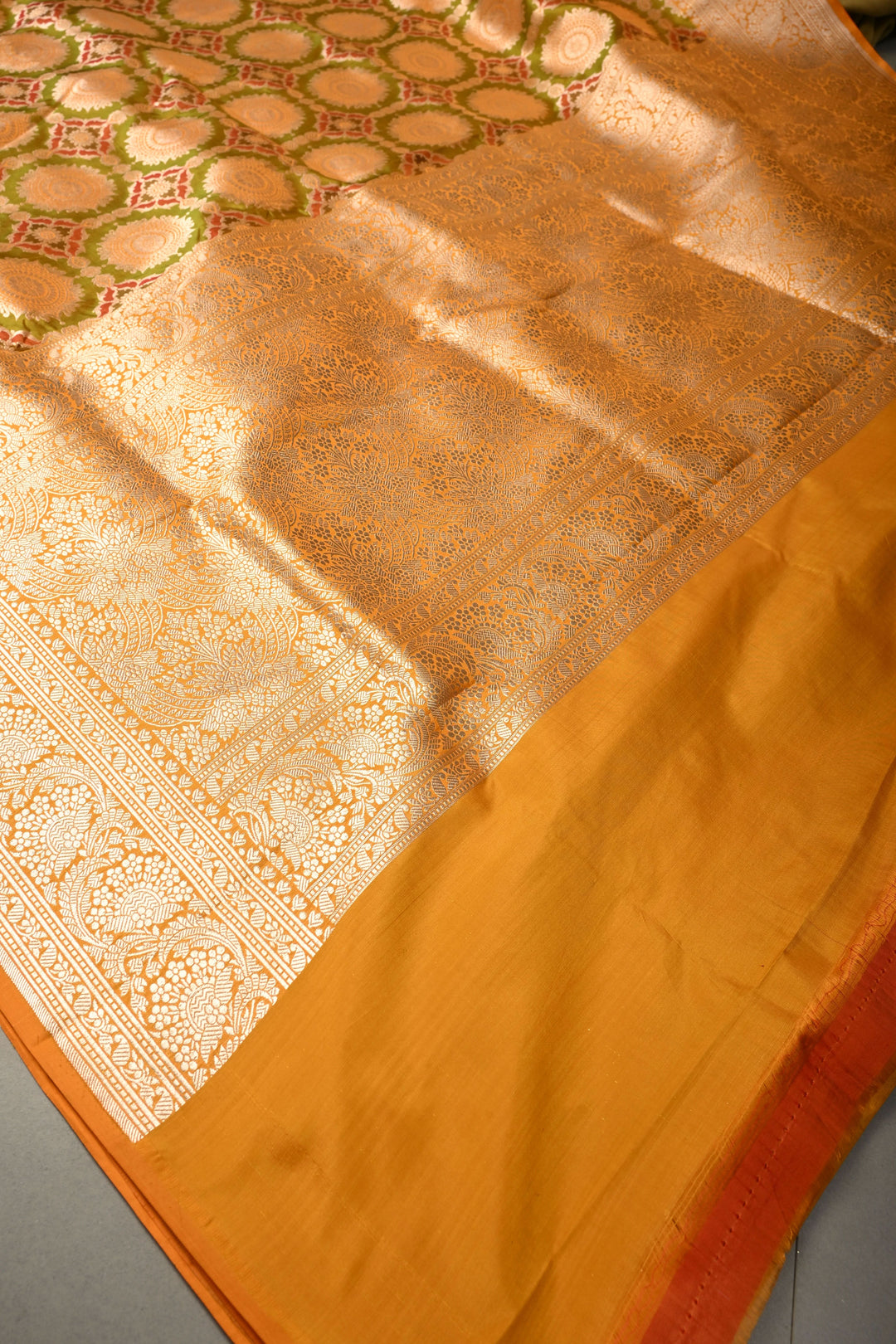 Green Dual Tone Banarasi Katan Silk Saree with Meenakari Patola Floral Brocade Jaal and Zari Border | SILK MARK CERTIFIED | SHOBITAM