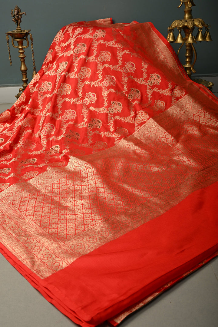 Blood Red Banarasi Katan Silk Saree with Meenakari Floral Brocade Jaal and Zari Border | SILK MARK CERTIFIED | SHOBITAM