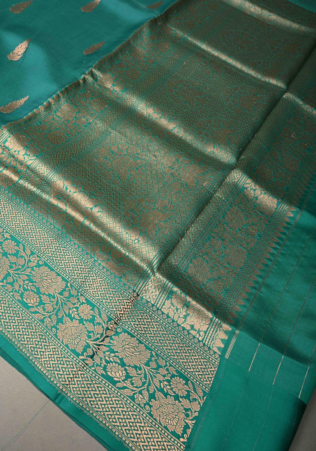 Rama Green Pure Banarasi Kora Silk Saree with Floral Zari Buttas and Zari Border | SILK MARK CERTIFIED | SHOBITAM