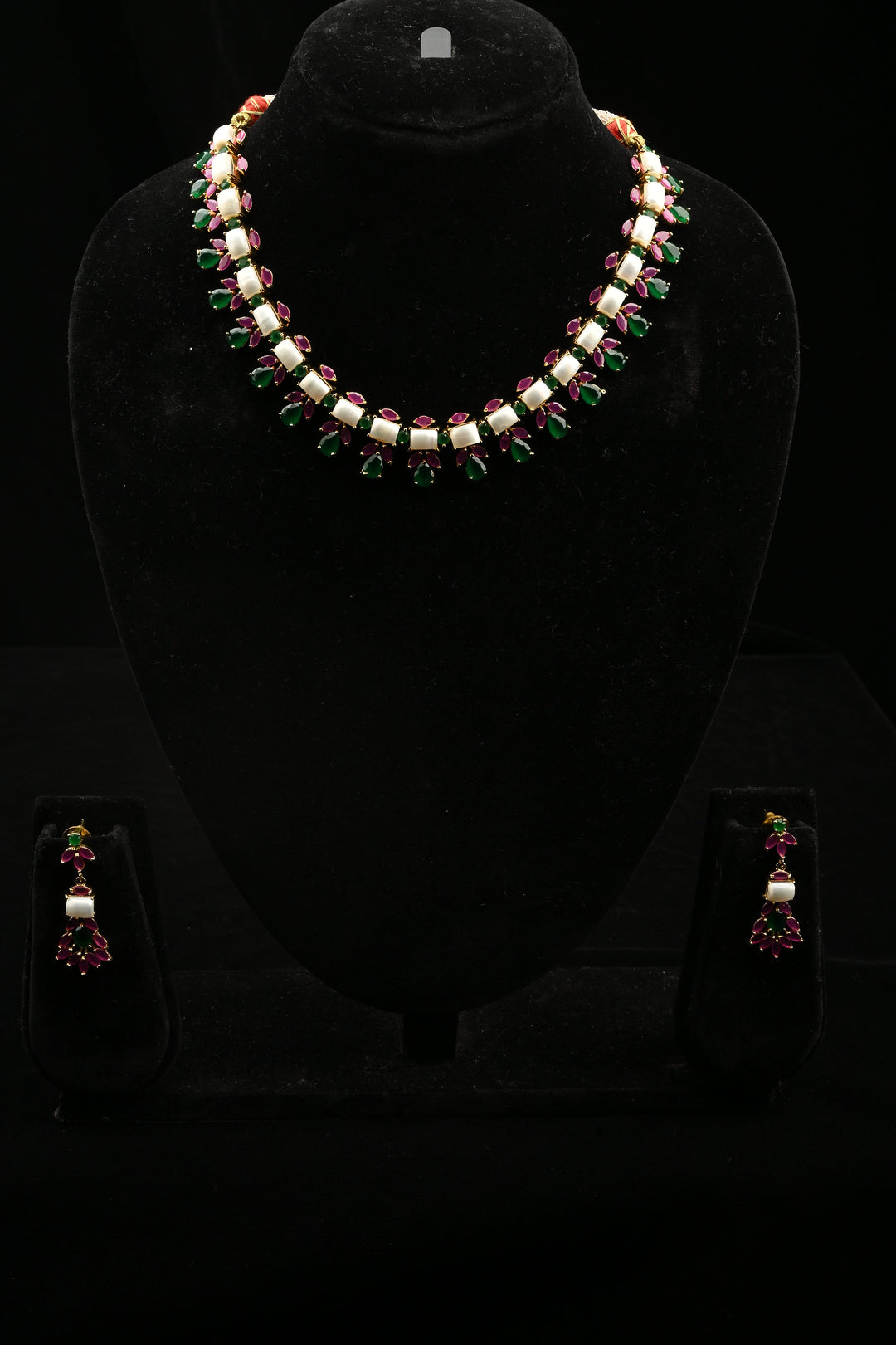 Traditional Kundan Stone Necklace Set  | SHOBITAM