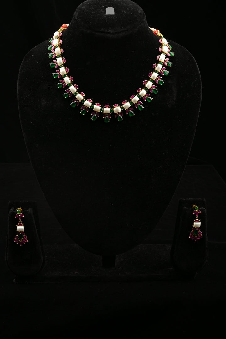 Traditional Kundan Stone Necklace Set  | SHOBITAM