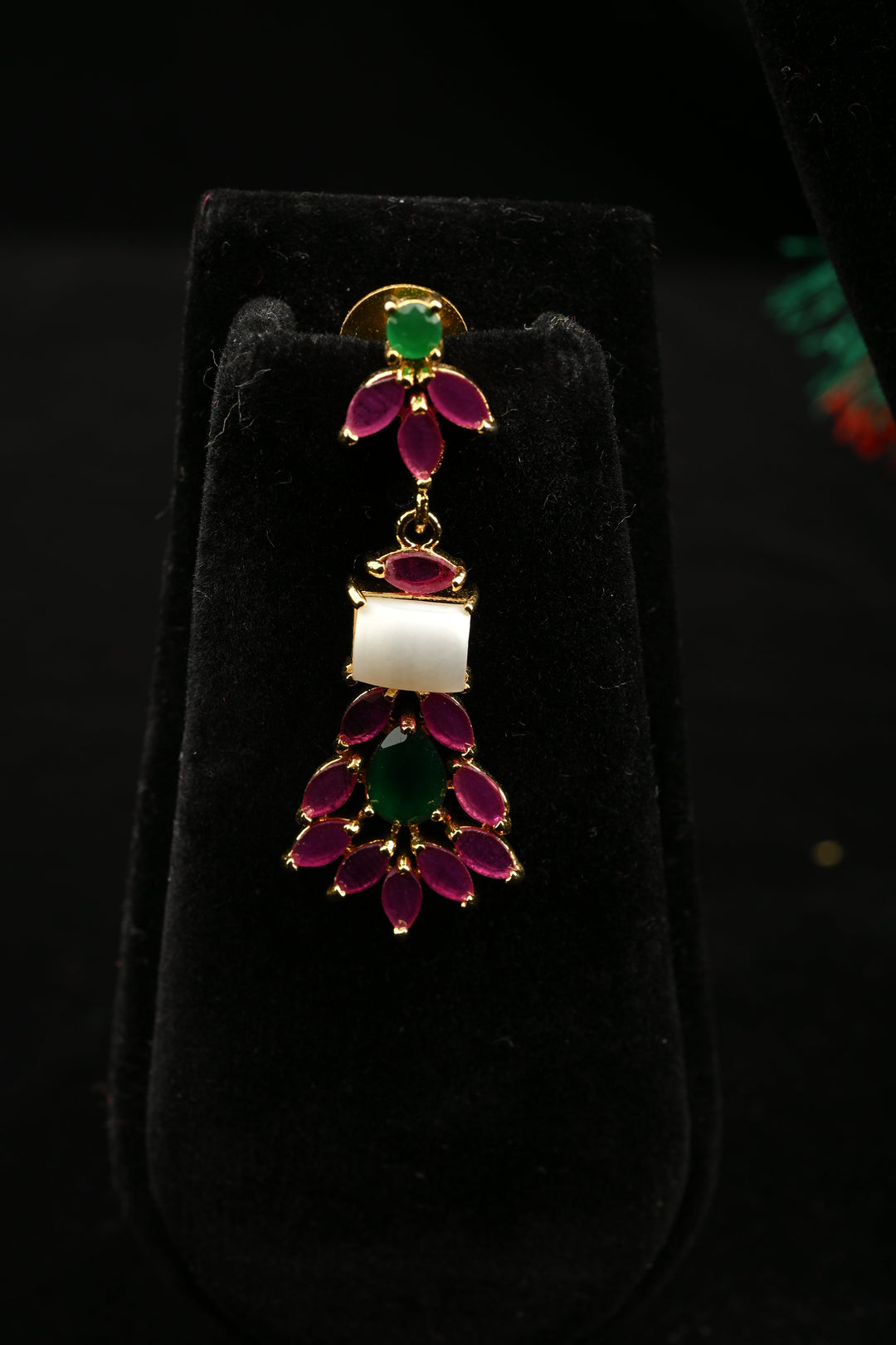 Traditional Kundan Stone Necklace Set  | SHOBITAM
