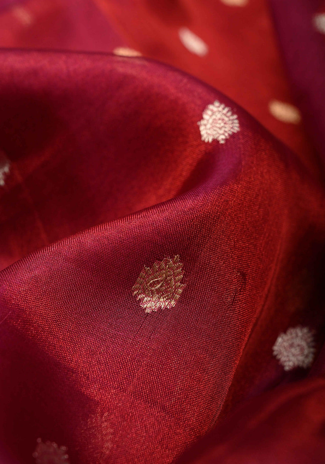 Pink-Maroon Dual Tone Pure Banarasi Organza Tissue Silk Saree with Sona Rupa Floral Zari Buttas and Fancy Trim Lace Border| SILK MARK CERTIFIED | SHOBITAM