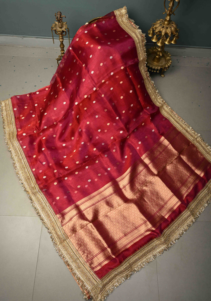 Pink-Maroon Dual Tone Pure Banarasi Organza Tissue Silk Saree with Sona Rupa Floral Zari Buttas and Fancy Trim Lace Border| SILK MARK CERTIFIED | SHOBITAM