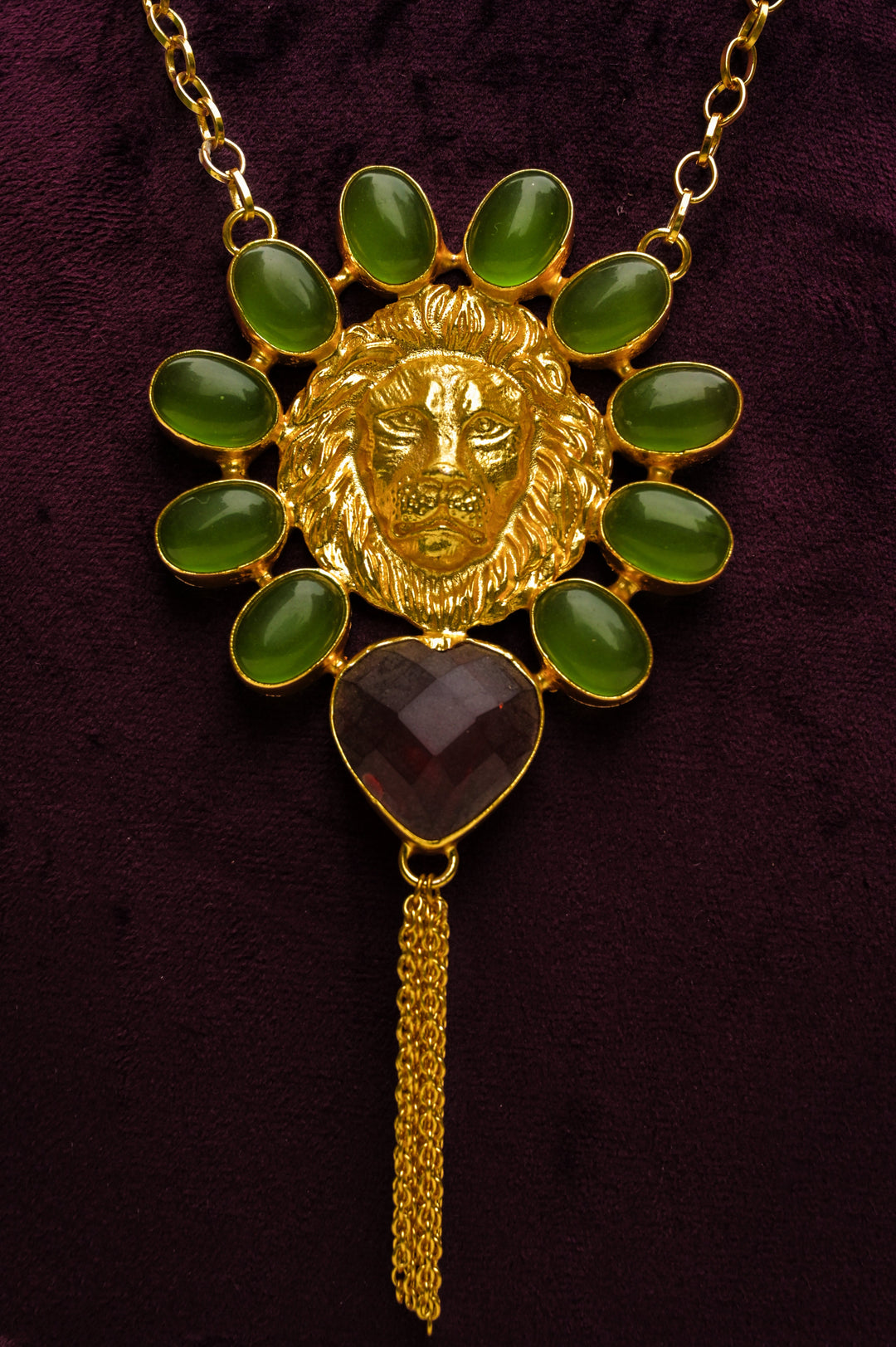 Regal Lion Green Heart Drop Stones Necklace | SHOBITAM