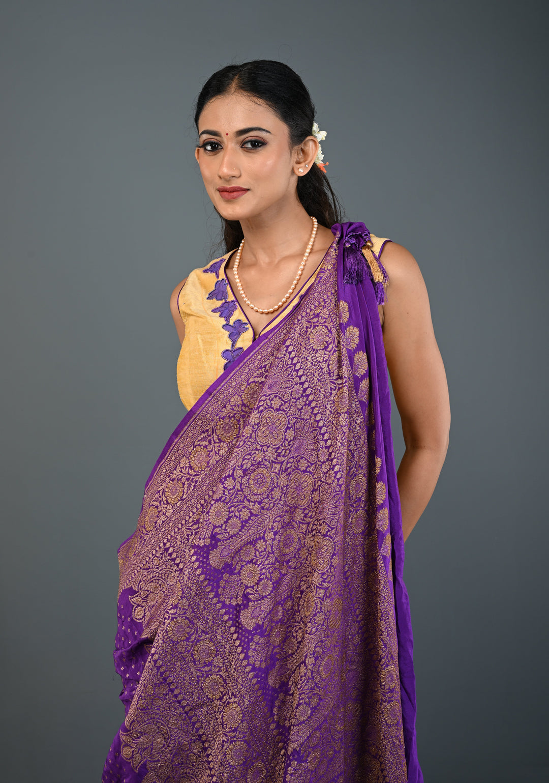 Banarasi Georgette Silk Saree with Chunri Butti and and Oxidized Zari Border | SILK MARK CERTIFIED