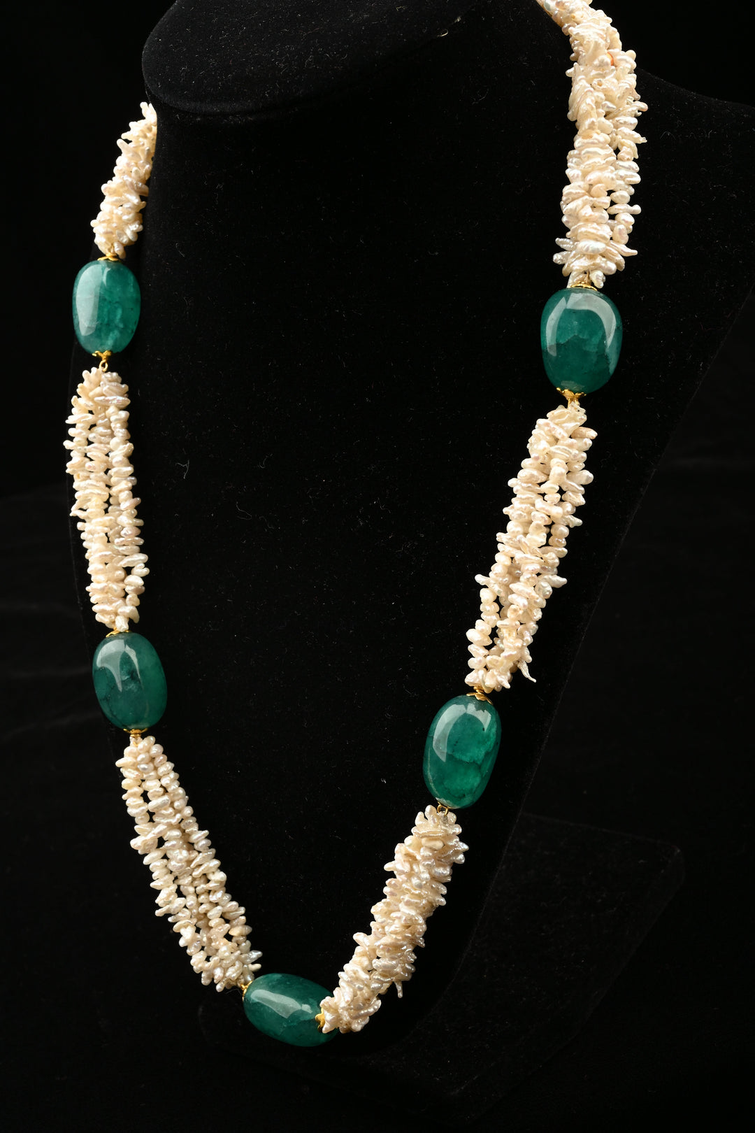 Emerald Elegance Freshwater Pearl Mala Necklace | SHOBITAM
