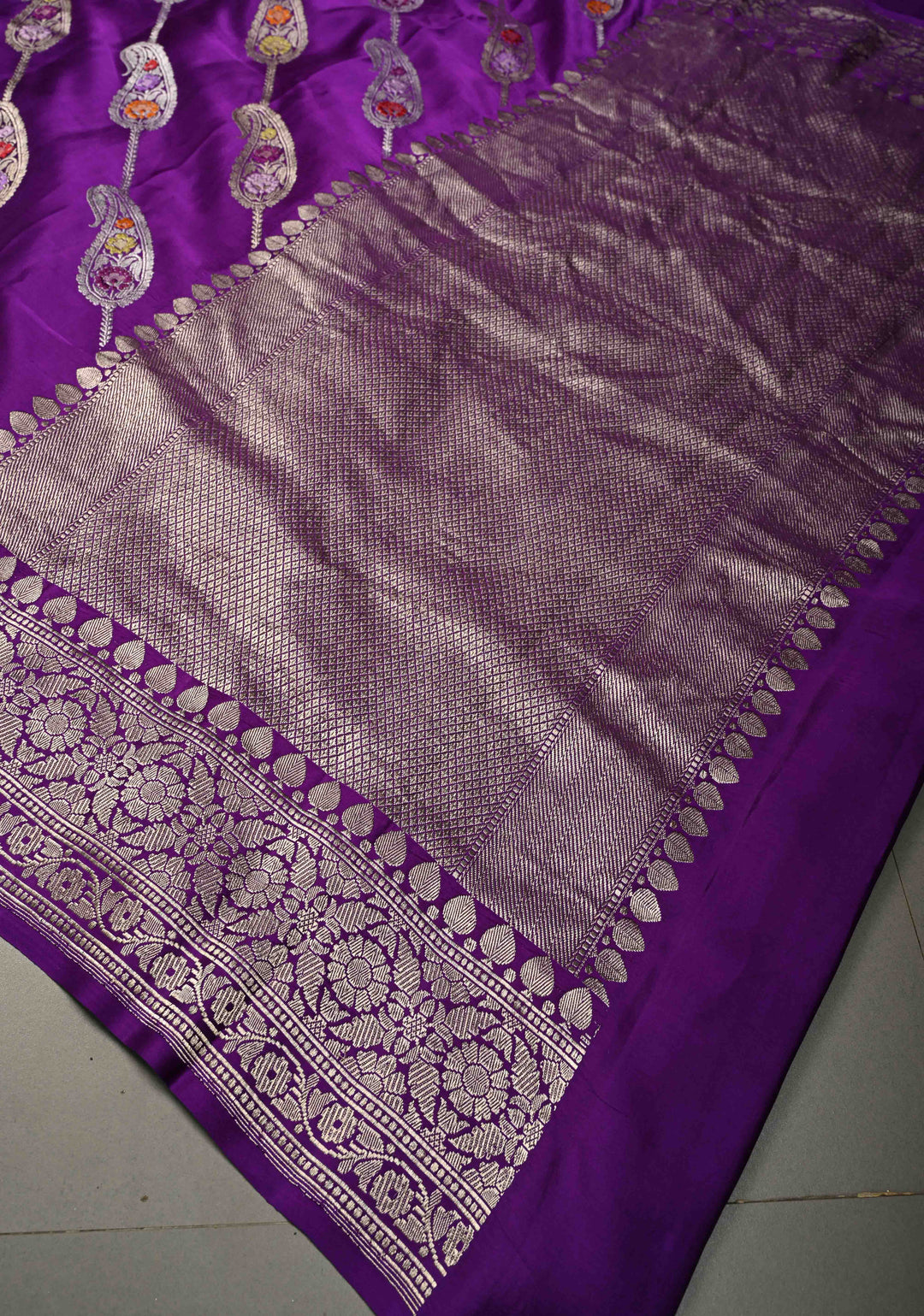 Purple Kadhuwa Weave Meenakari Jungla on Pure Banarasi Mashru Silk Saree with Pasisley Buttas and Zari Border | SILK MARK CERTIFIED | SHOBITAM