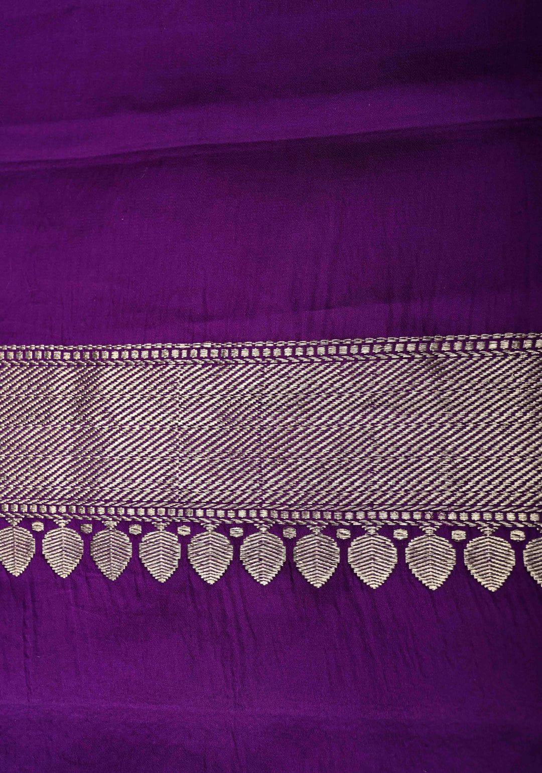 Purple Kadhuwa Weave Meenakari Jungla on Pure Banarasi Mashru Silk Saree with Pasisley Buttas and Zari Border | SILK MARK CERTIFIED | SHOBITAM