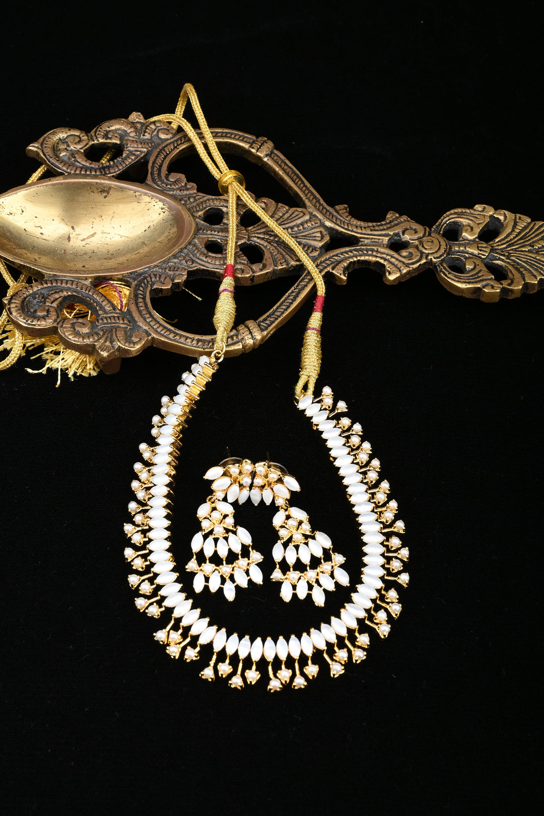 Handcrafted Natural pearl Necklace | SHOBITAM