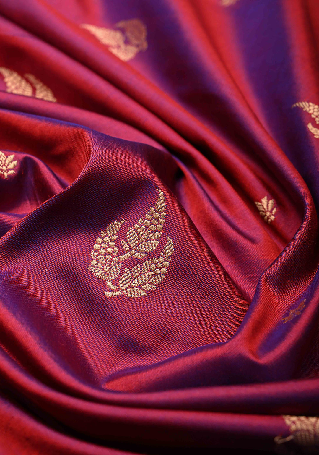 Red-Purple Dual Tone Banarasi Katan Silk Saree with Floral Zari Buttas and Contrast Zari Border | SILK MARK CERTIFIED | SHOBITAM