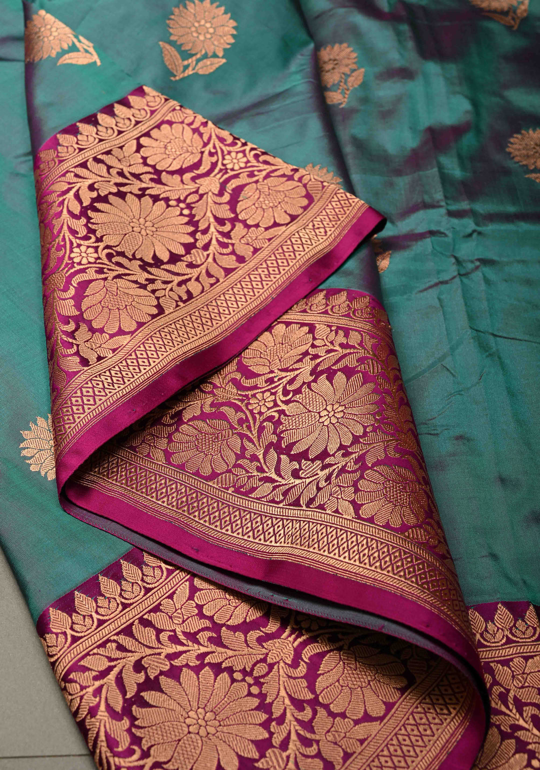 Green-Purple Dual Tone Banarasi Katan Silk Saree with Antique Floral Zari Buttas and Contrast Zari Border | SILK MARK CERTIFIED | SHOBITAM