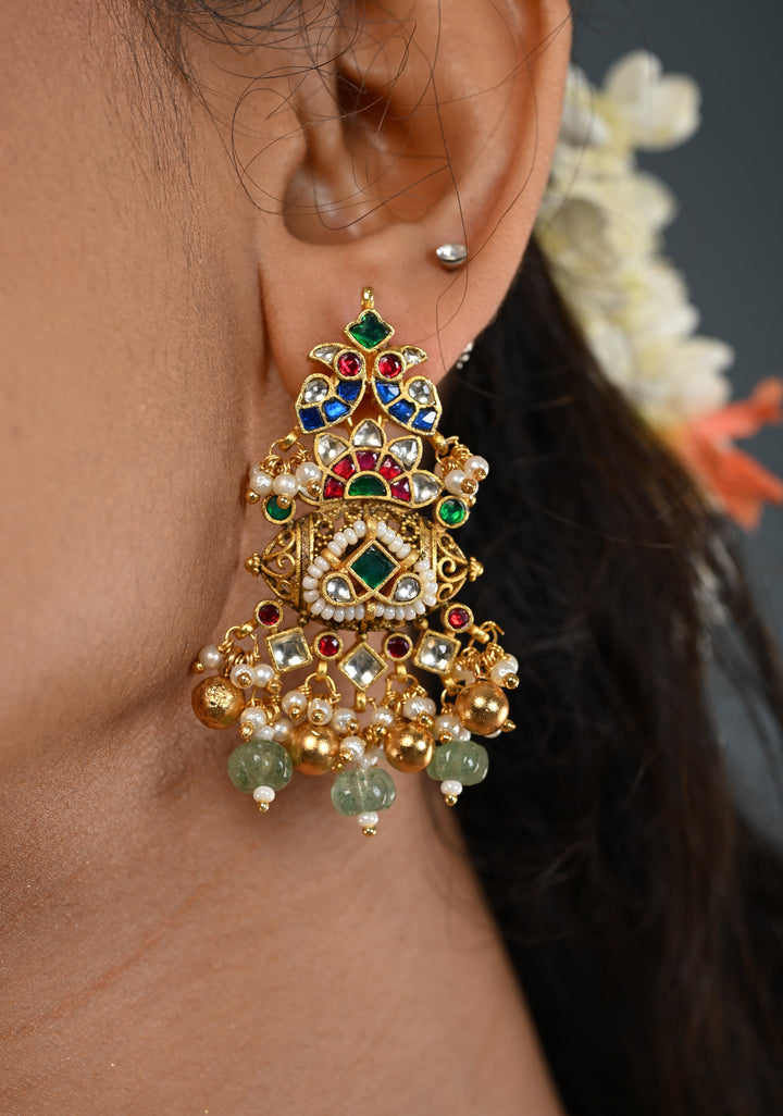 Ahmaedabadi Jadau Traditional Intricate Jadau Kundan Design Necklace with dangling Beads