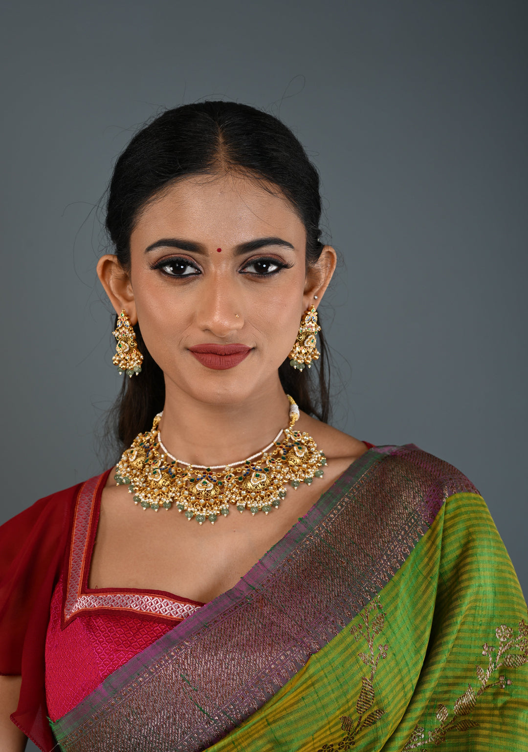 Ahmaedabadi Jadau Traditional Intricate Jadau Kundan Design Necklace with dangling Beads