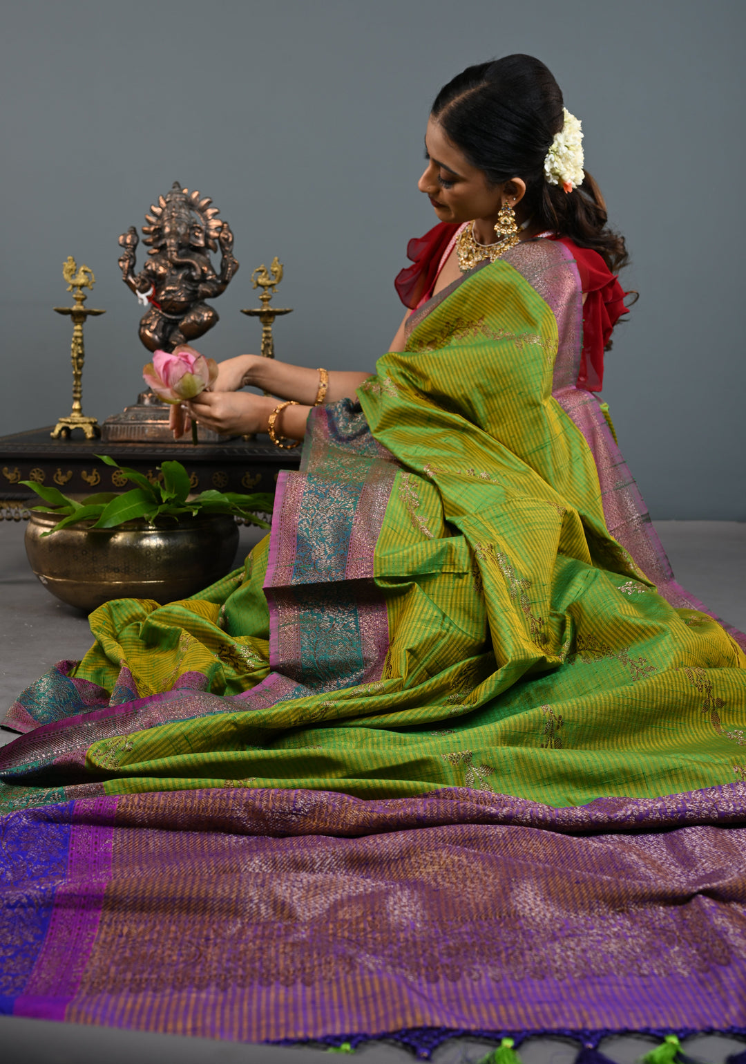 Green -Yellow Dual Tone Dupion Banarasi Pure Silk Saree with Jungla Leheria Jaal Pattern and Antique Zari Borders | SILK MARK CERTIFIED