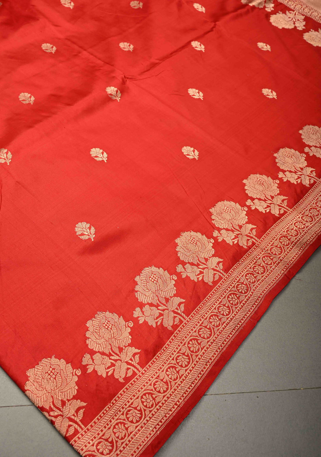 Red Banarasi Katan Silk Saree with Floral Zari Buttas and Contrast Zari Border | SILK MARK CERTIFIED | SHOBITAM