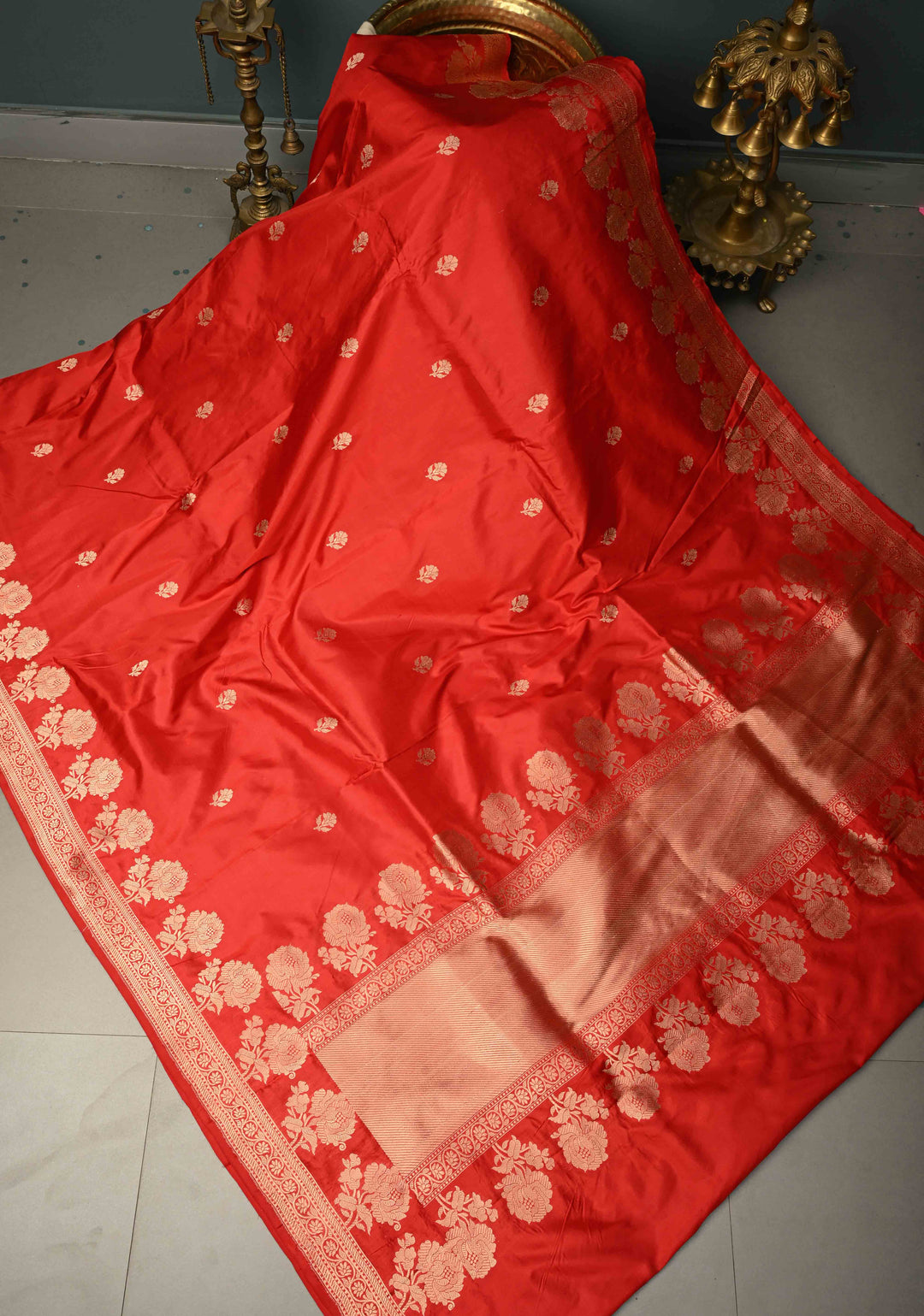 Red Banarasi Katan Silk Saree with Floral Zari Buttas and Contrast Zari Border | SILK MARK CERTIFIED | SHOBITAM