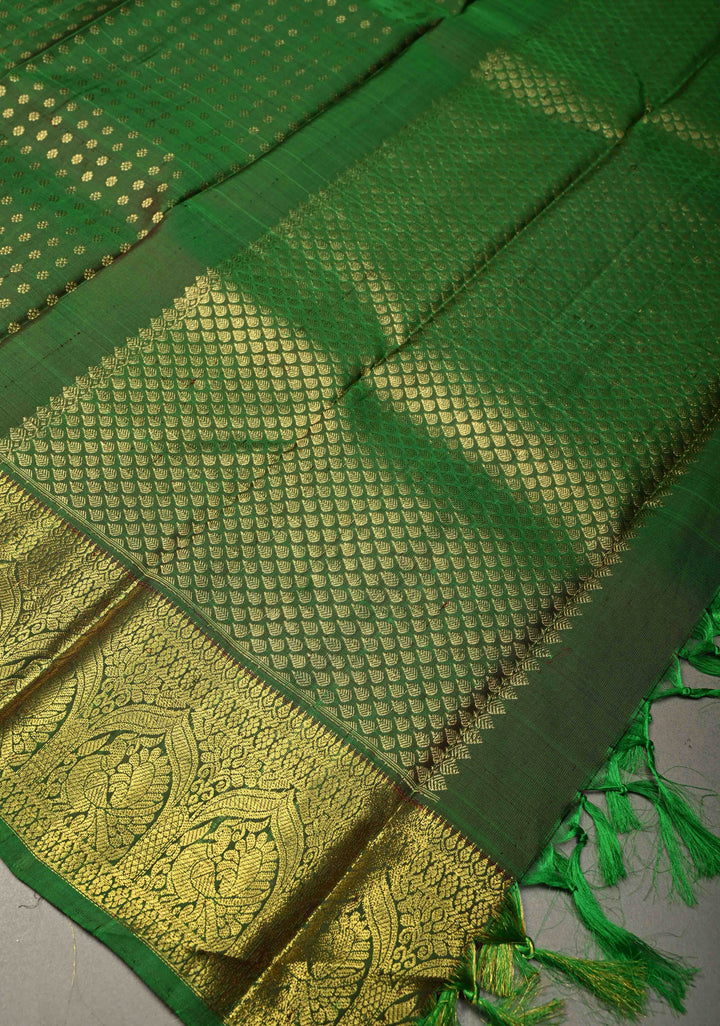 DUPATTA: Green Pure Kanjivaram Dupatta with Chunri Buttis Brocade and Zari Borders | SILK MARK Certified | SHOBITAM