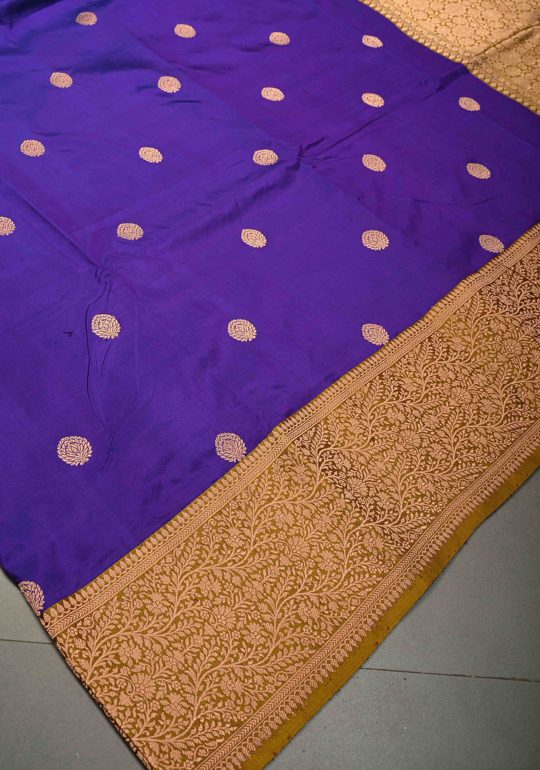Ink Blue Dual Tone Banarasi Katan Silk Saree with Floral Zari Buttas and Contrast Zari Border | SILK MARK CERTIFIED | SHOBITAM