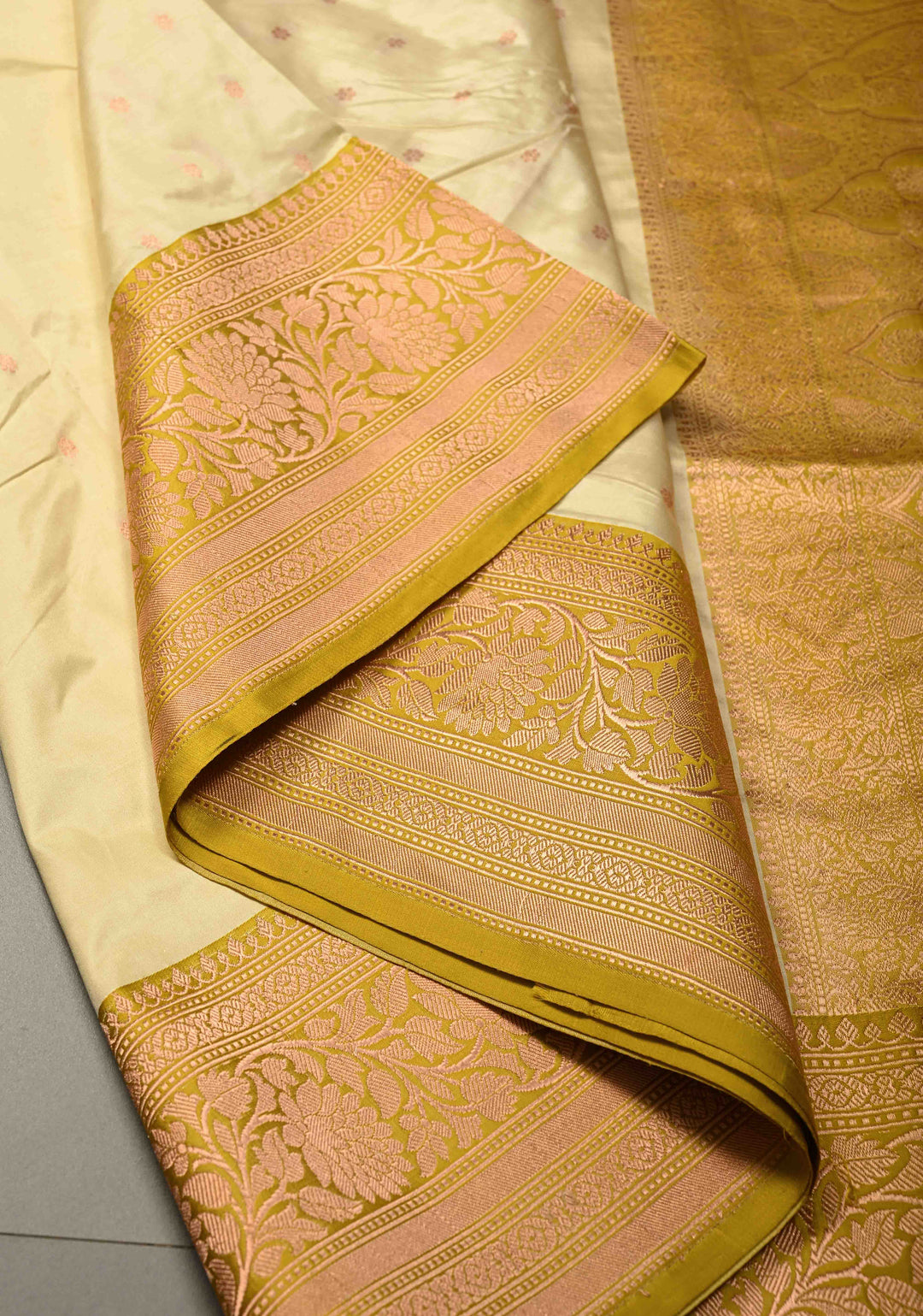 Cream Banarasi Katan Silk Saree with Chunri Zari Buttis and Contrast Zari Border | SILK MARK CERTIFIED | SHOBITAM