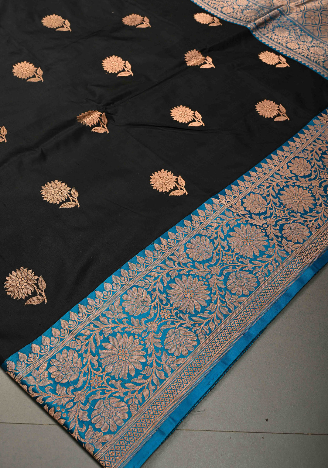 Black Banarasi katan Silk Saree with Contrast Zari Border | SILK MARK CERTIFIED | SHOBITAM