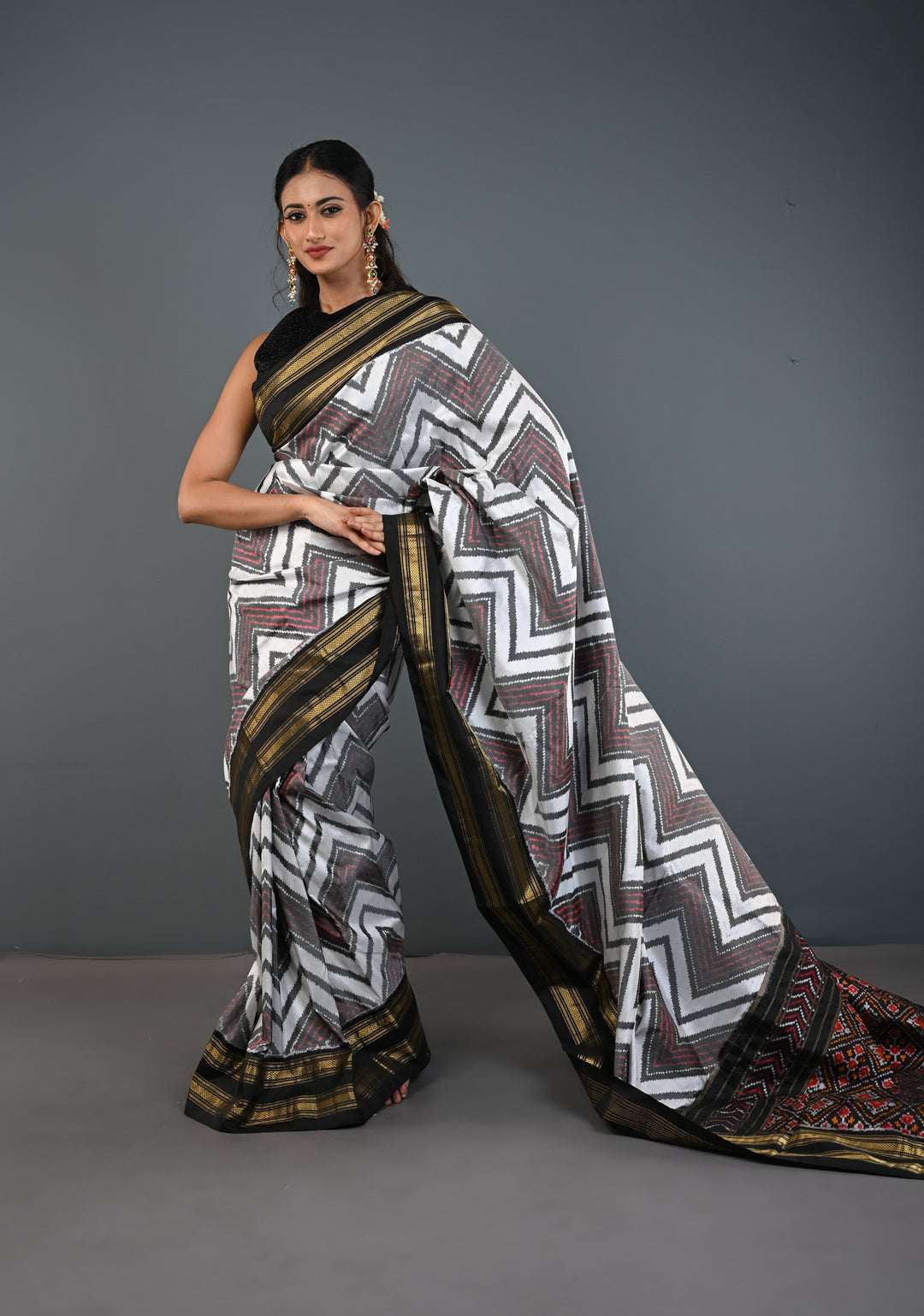 White-Gray Pochampally Ikkat Pure Silk Saree with Chevron Pattern and Rettaipet Border  | SILK MARK CERTIFIED