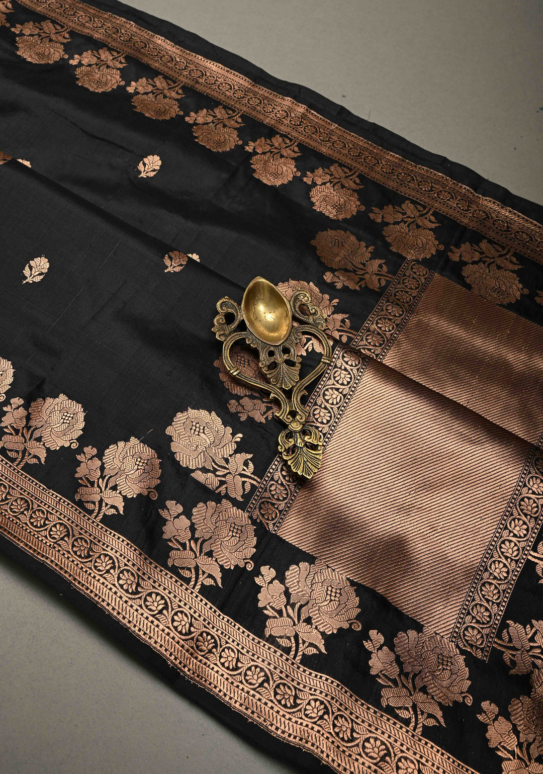 Black Banarasi Katan Silk Saree with Antique Floral Zari Buttas and Zari Border | SILK MARK CERTIFIED | SHOBITAM