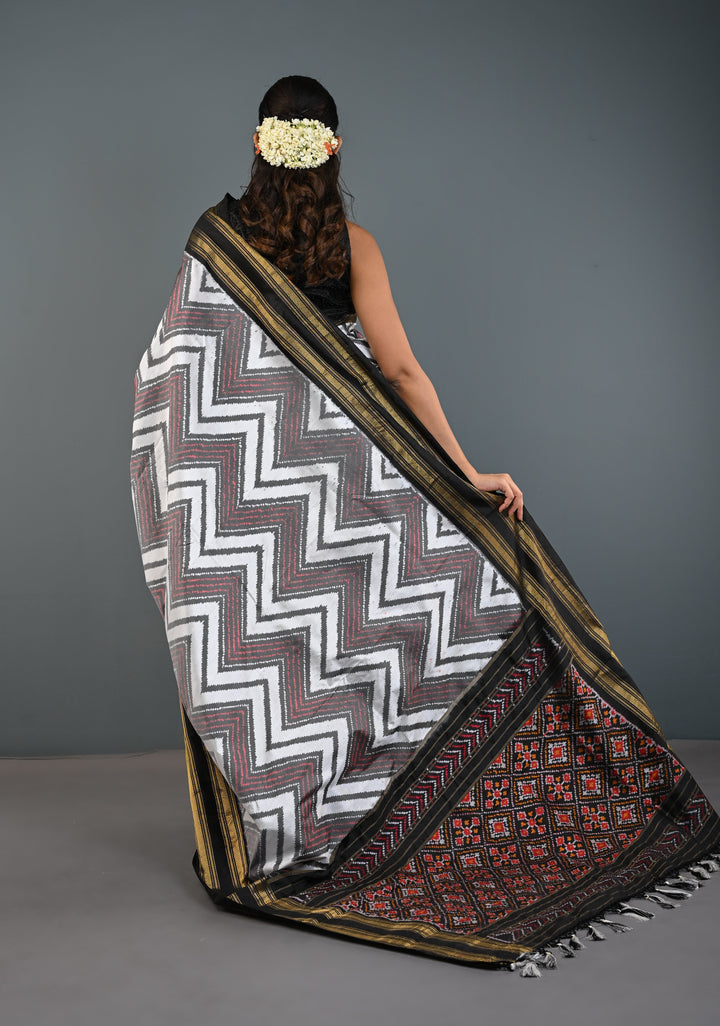 White-Gray Pochampally Ikkat Pure Silk Saree with Chevron Pattern and Rettaipet Border  | SILK MARK CERTIFIED