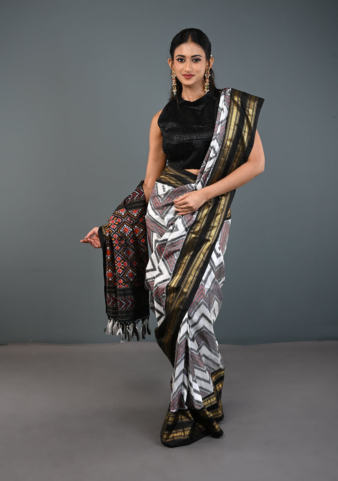 White-Gray Pochampally Ikkat Pure Silk Saree with Chevron Pattern and Rettaipet Border  | SILK MARK CERTIFIED