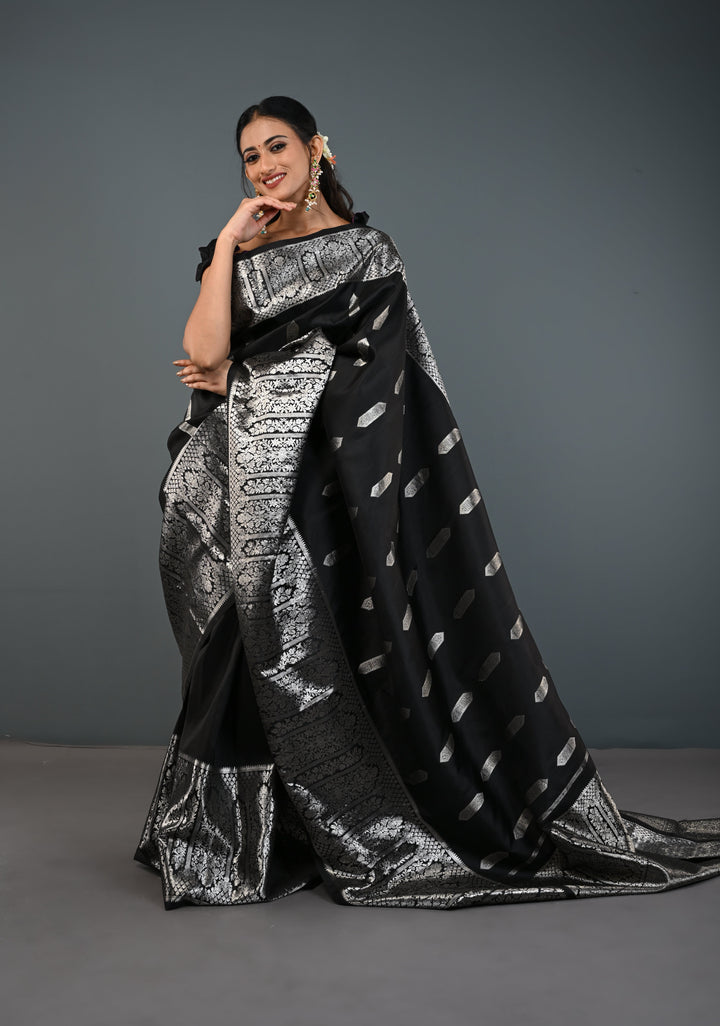Black Gadwal Silk Saree with Silver Zari Buttas and Wide Zari JharokhaBorder | SILK MARK CERTIFIED