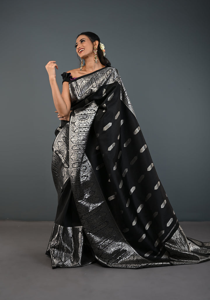 Black Gadwal Silk Saree with Silver Zari Buttas and Wide Zari JharokhaBorder | SILK MARK CERTIFIED