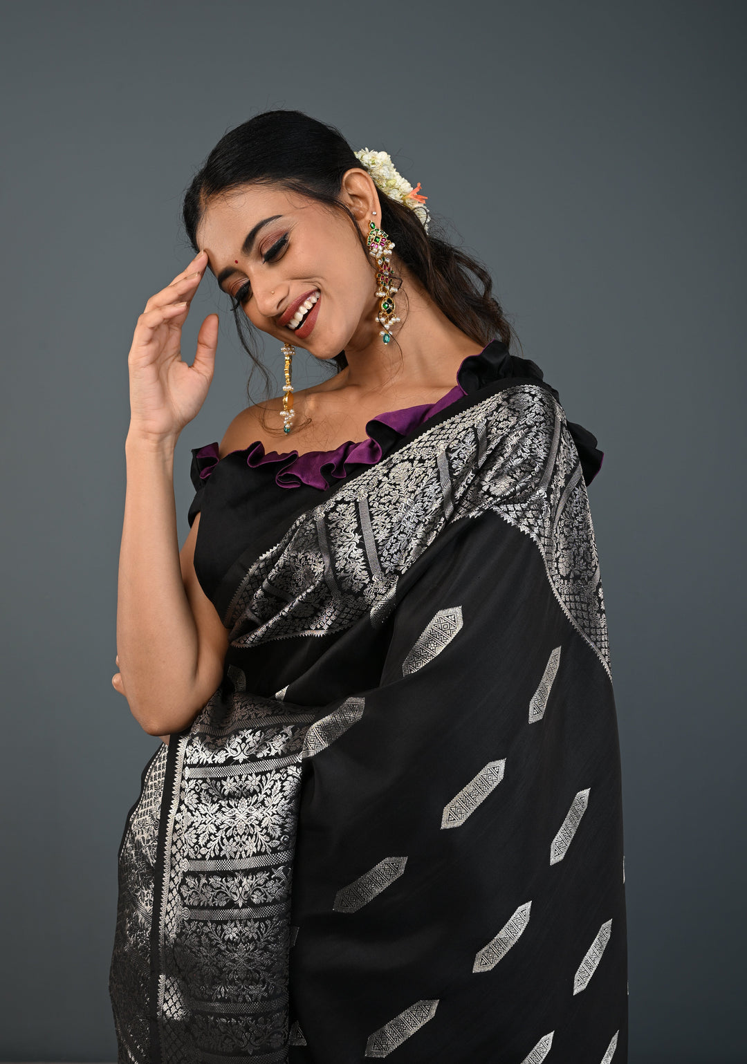 Black Gadwal Silk Saree with Silver Zari Buttas and Wide Zari JharokhaBorder | SILK MARK CERTIFIED