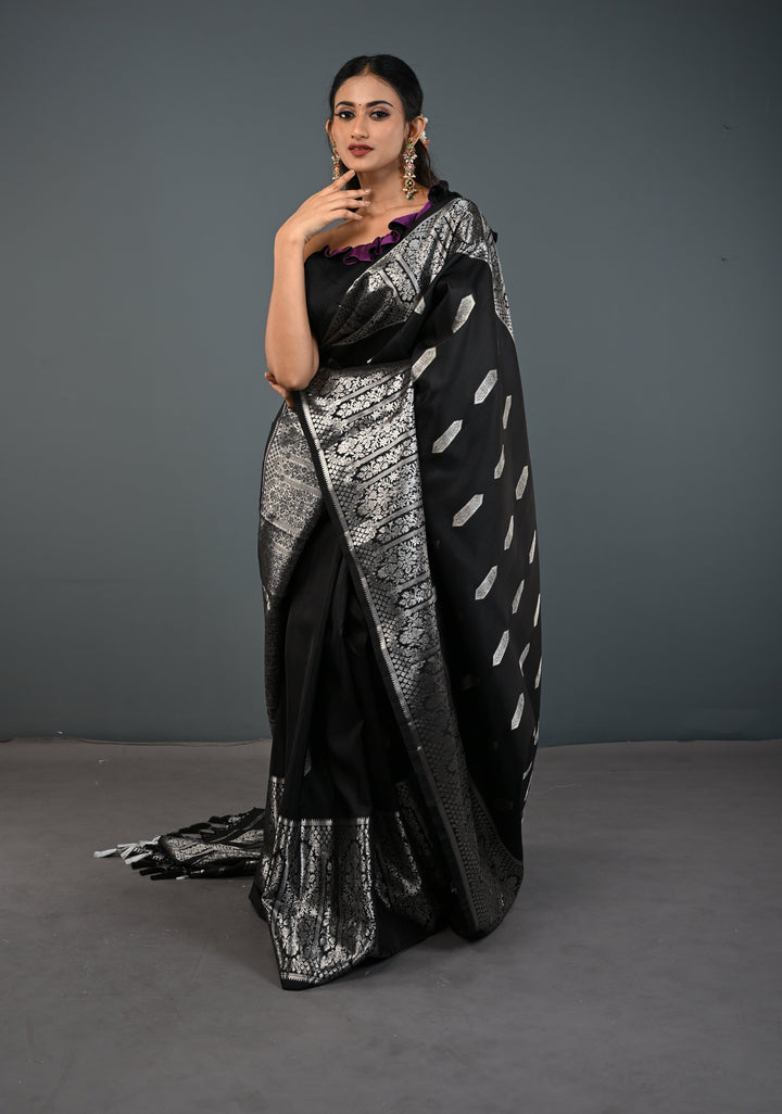 Black Gadwal Silk Saree with Silver Zari Buttas and Wide Zari JharokhaBorder | SILK MARK CERTIFIED