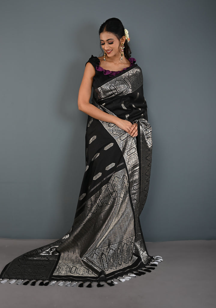 Black Gadwal Silk Saree with Silver Zari Buttas and Wide Zari JharokhaBorder | SILK MARK CERTIFIED