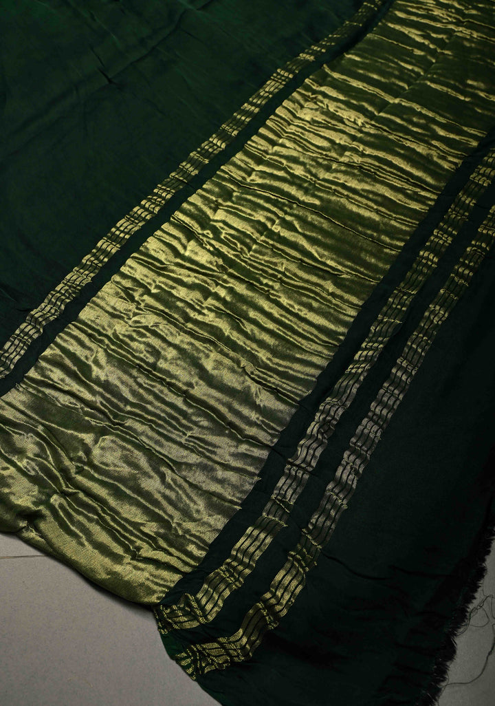 Deep Green Borderless Modal Silk Saree with Lagda Patta Crushed Tissue Pallu | SHOBITAM
