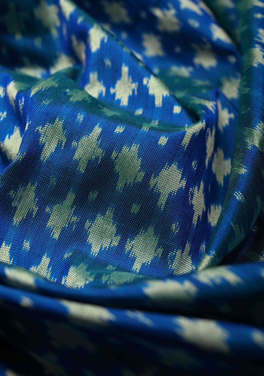 Blue-Green Dual tone Pochampally Ikkat Pure Silk Saree with Twill Design and Nandi Motifs on Tissue Zari Border  | SILK MARK CERTIFIED | SHOBITAM
