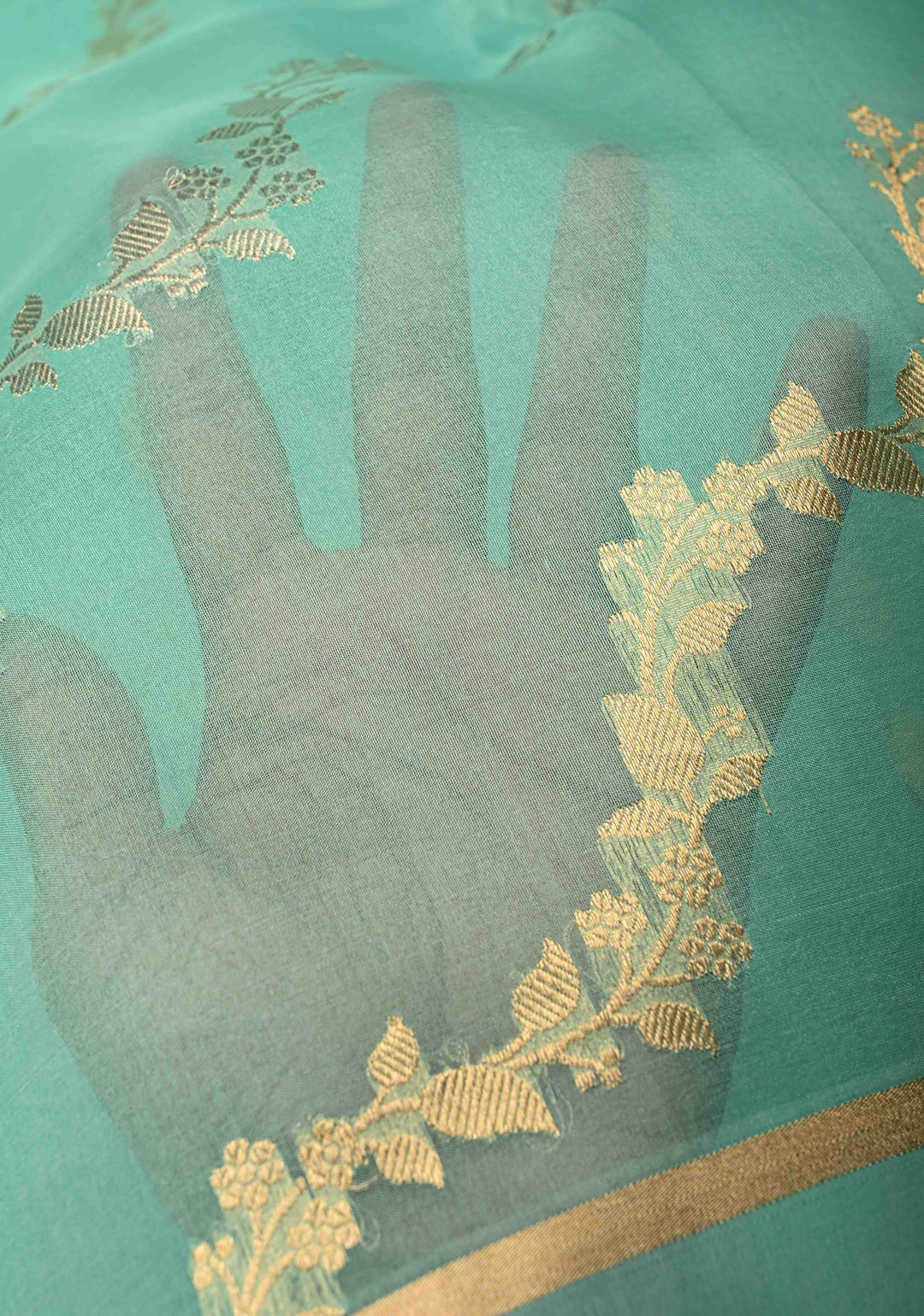Light Mint Green Pure Banarasi Kora Silk Saree with Sona Rupa Leheria Design and Minimal Zari Border | SILK MARK CERTIFIED | SHOBITAM