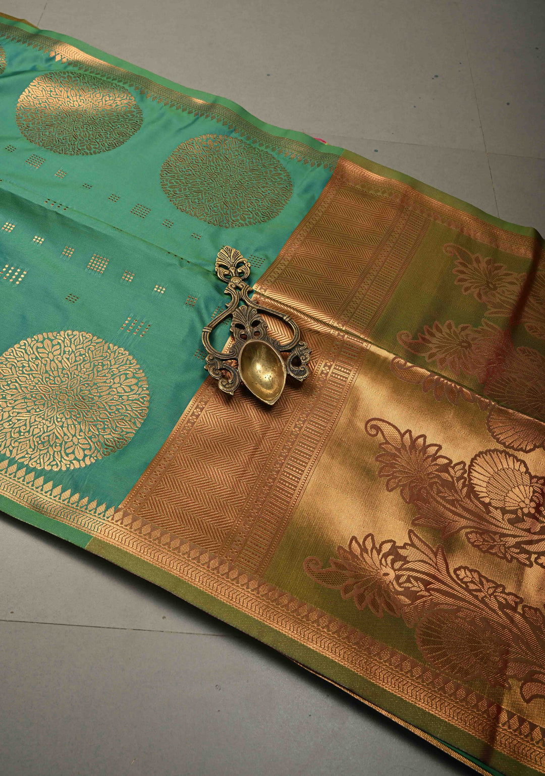 Green Dual tone Kanchi Semi Silk Saree with Zari Buttas and Mandala Motifs on Zari Border | SHOBITAM