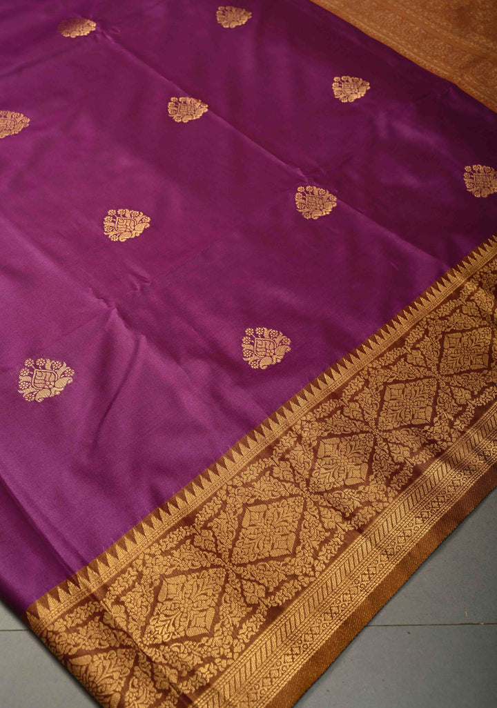 Vadamalli Kanchi Semi Silk Saree with Zari Buttas and Contrast Zari Border | SHOBITAM