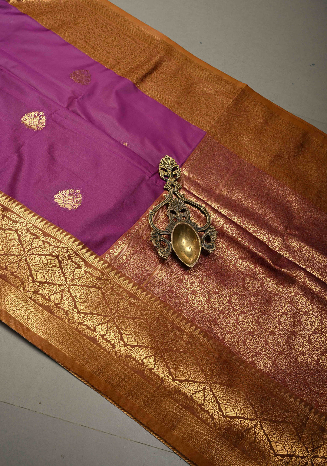 Vadamalli Kanchi Semi Silk Saree with Zari Buttas and Contrast Zari Border | SHOBITAM