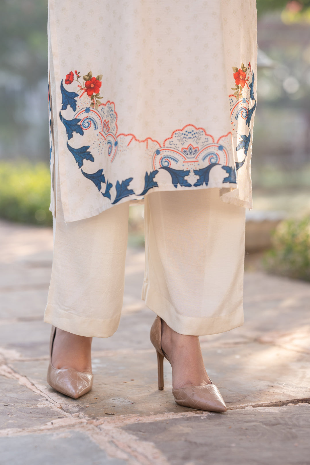 Ivory With Blue and Red Garland Print Muslin Kurta Set - SET OF-2 | SHOBITAM