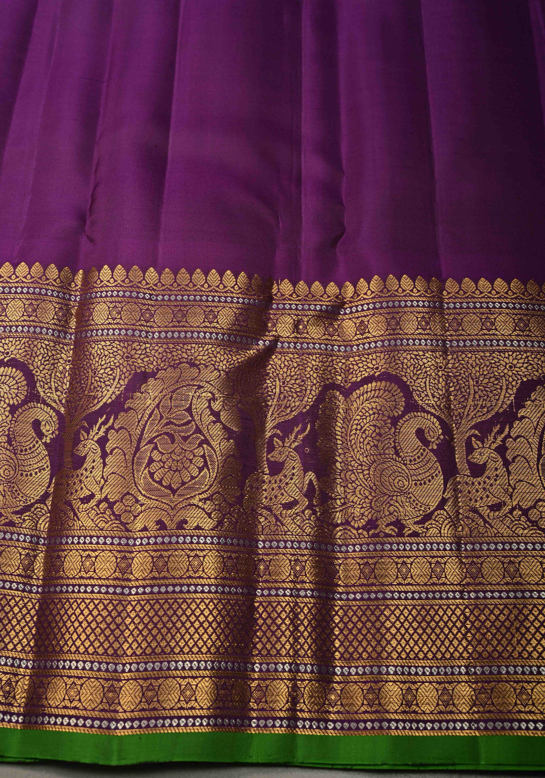Dusty Lilac Dual tone Pure Gadwal Silk Saree with Gold & Silver Ornate Zari Stripes and 12" Contrast Wide Zari Border | SILK MARK CERTIFIED | SHOBITAM