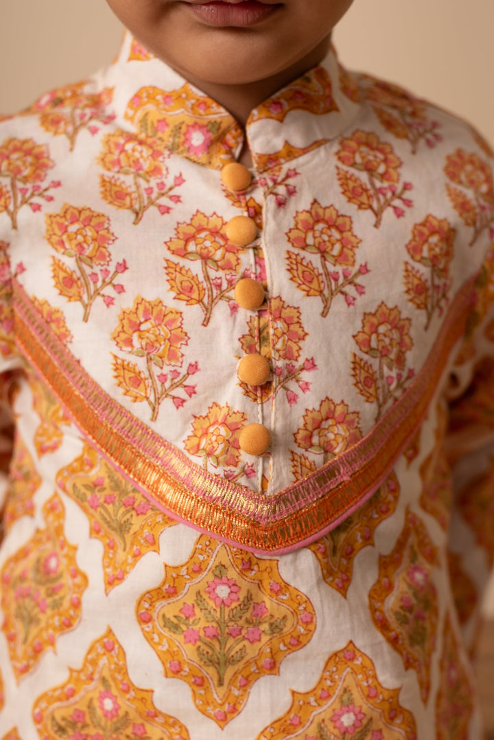 Chandan Kurta Set | SHOBITAM